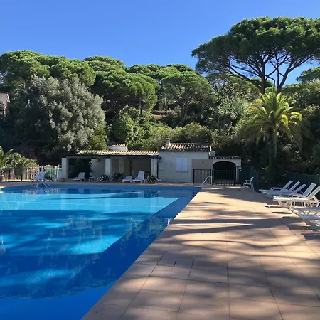 Gigaro - Terrasses Et Jardin A 5mn A Pied De La - Piscine & Parking