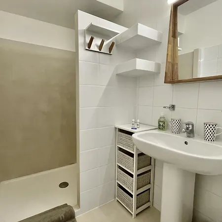 Gigaro - Terrasses Et Jardin A 5mn A Pied De La - Piscine & Parking 公寓 *
